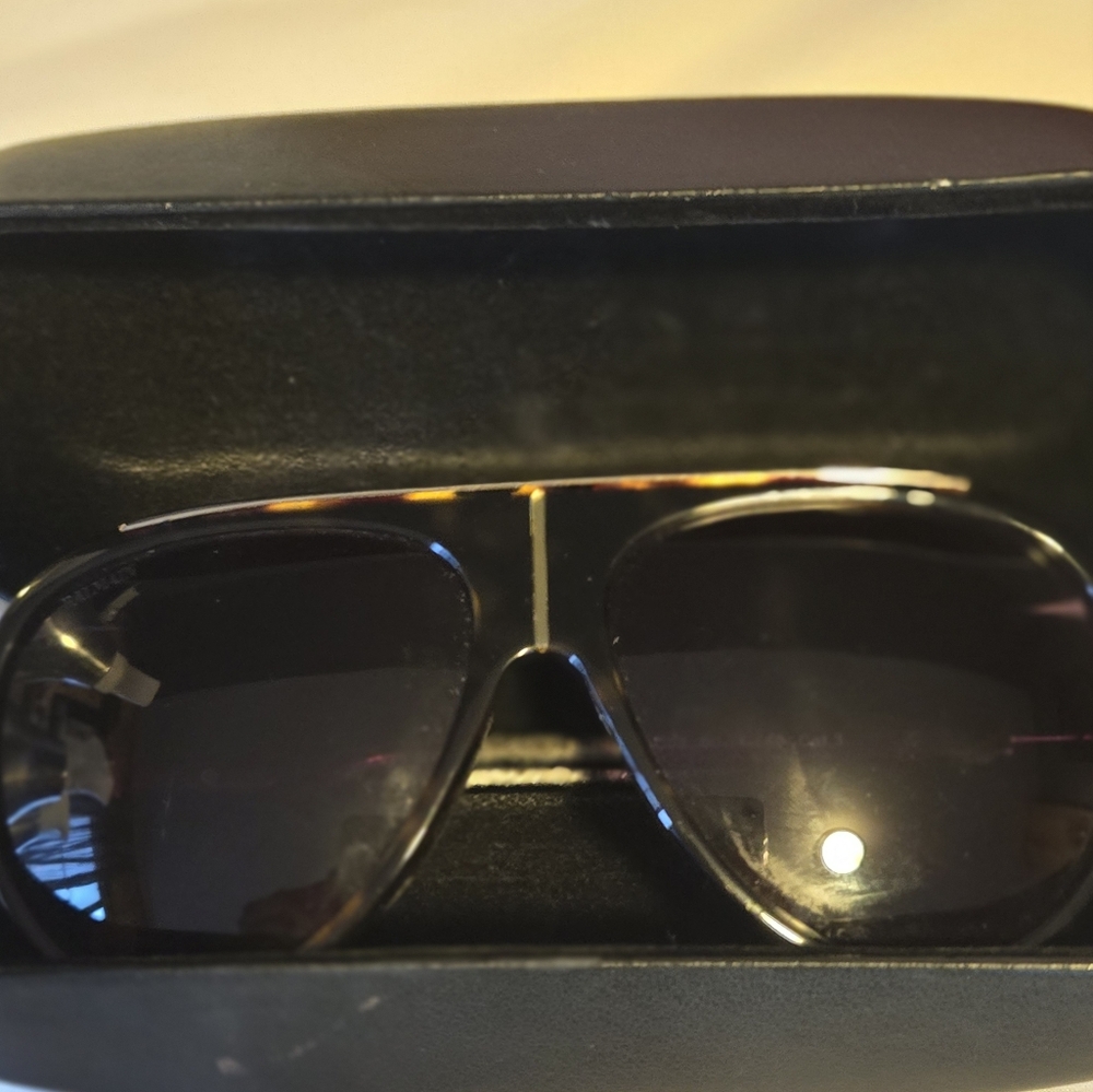 BALMAIN Sunglasses - Picture 2 of 3